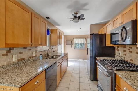 23954 Maple Ridge Road North Olmsted OH 44070