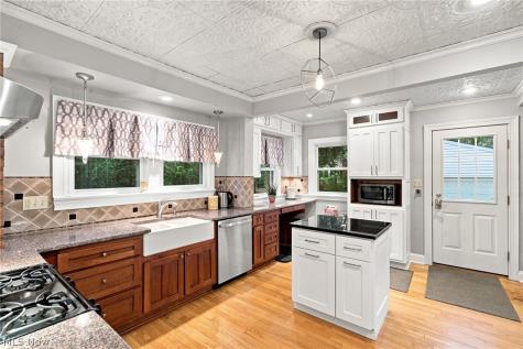 285 Argyle Road Rocky River OH 44116