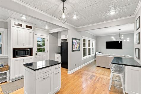 285 Argyle Road Rocky River OH 44116