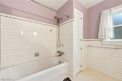 285 Argyle Road Rocky River OH 44116
