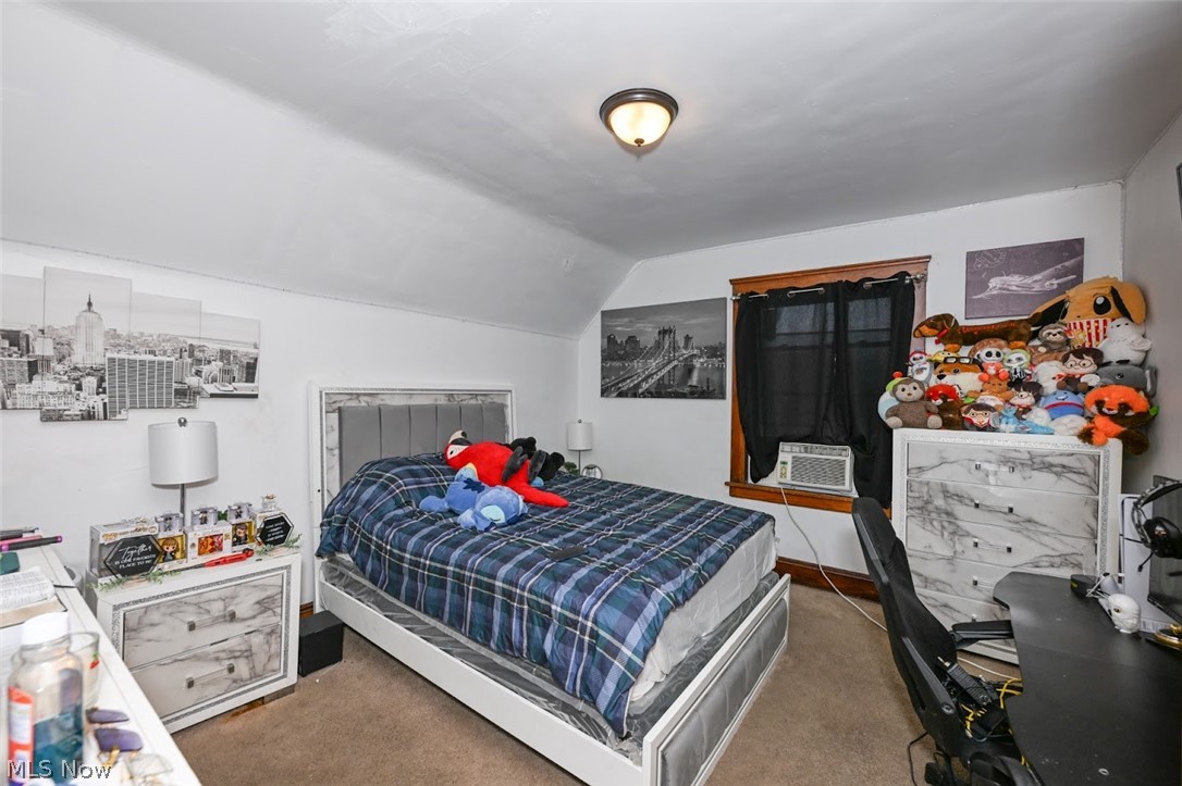 4049 Marvin Avenue Cleveland OH 44109