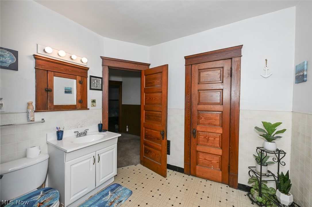 4049 Marvin Avenue Cleveland OH 44109