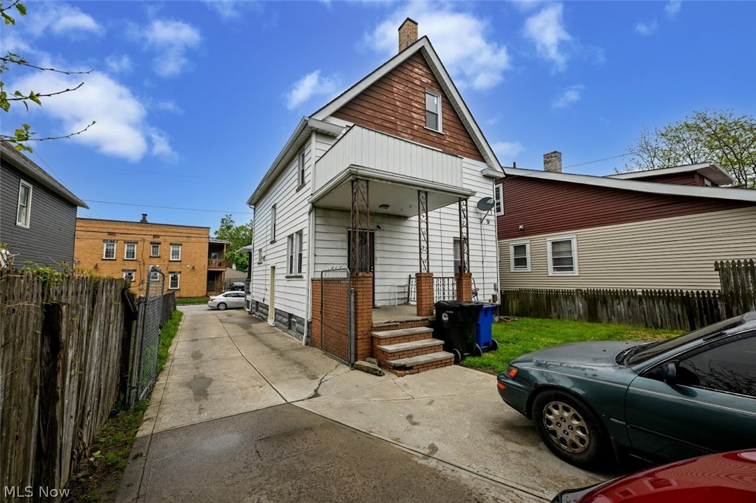 4049 Marvin Avenue Cleveland OH 44109