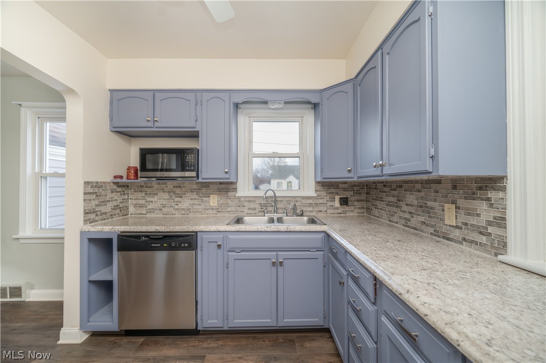 60 Renee Drive Struthers OH 44471