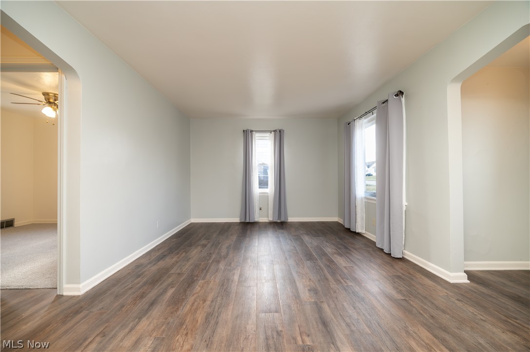 60 Renee Drive Struthers OH 44471