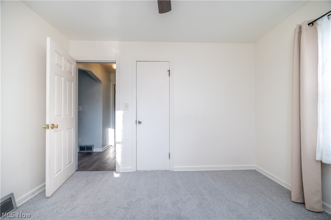 60 Renee Drive Struthers OH 44471