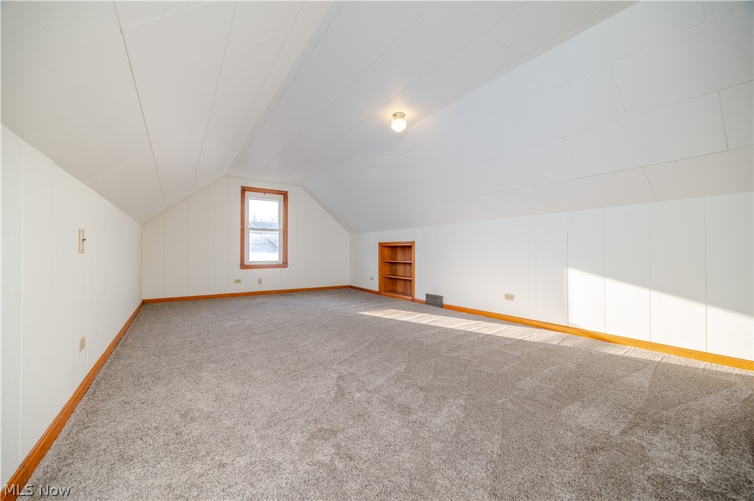 60 Renee Drive Struthers OH 44471