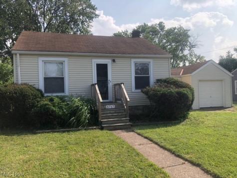 5717 Flowerdale Avenue Cleveland OH 44144