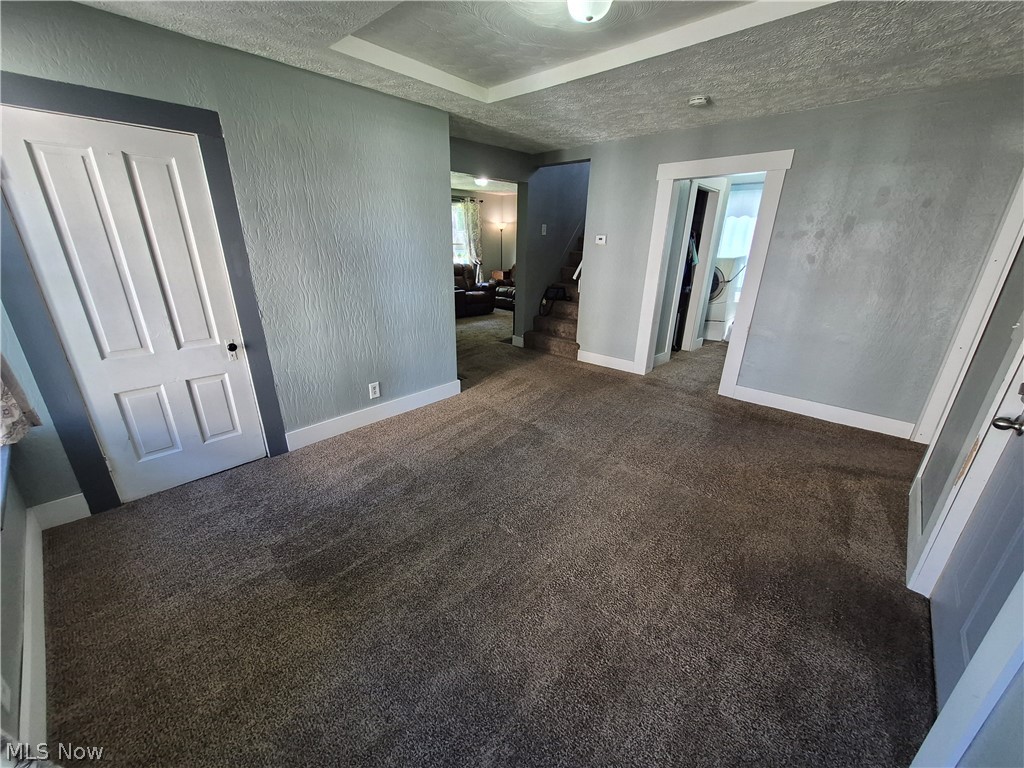 1029 E Main Street Coshocton OH 43812