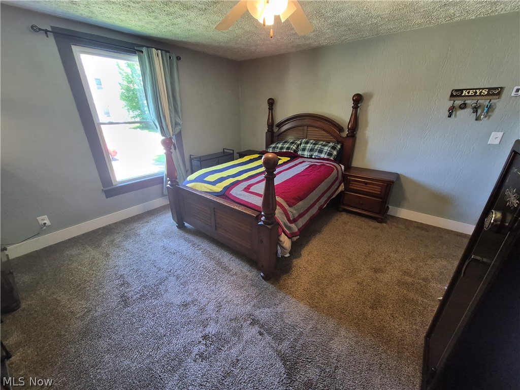1029 E Main Street Coshocton OH 43812