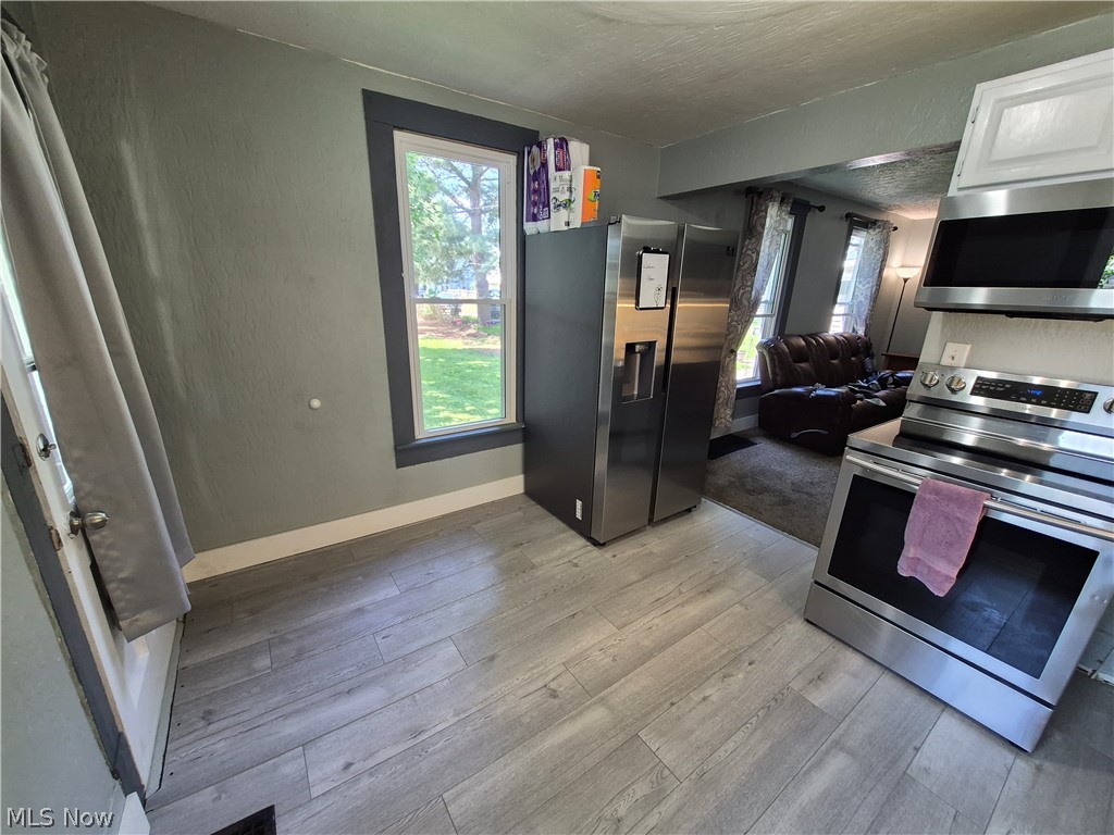 1029 E Main Street Coshocton OH 43812