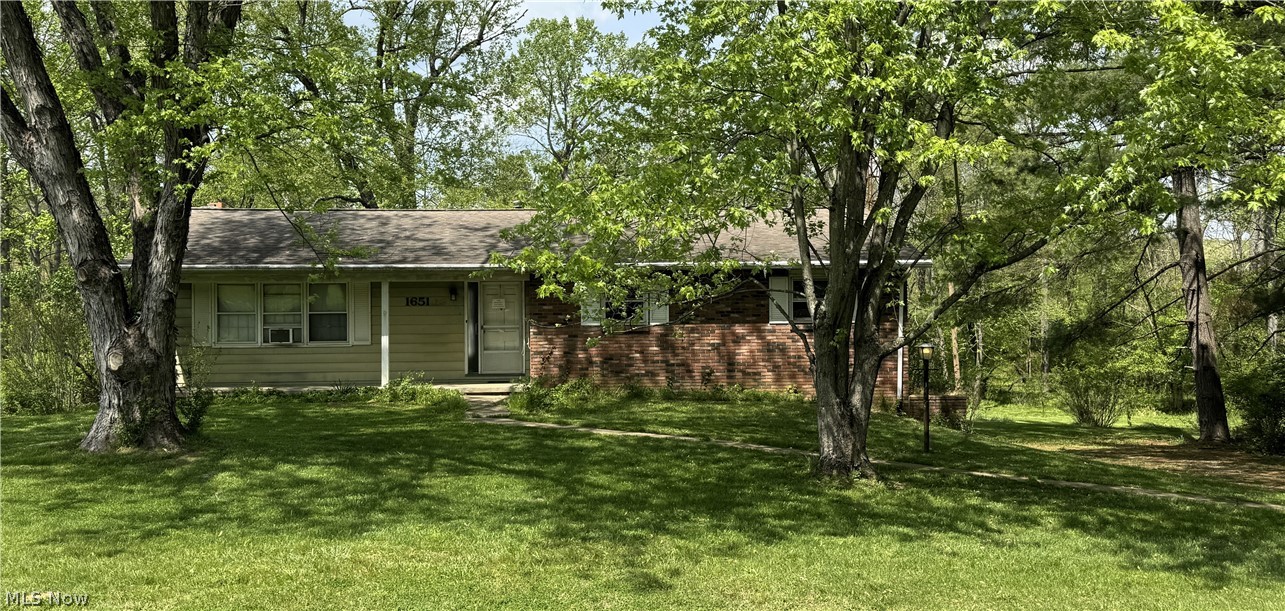 1651 N Trend Drive Zanesville OH 43701
