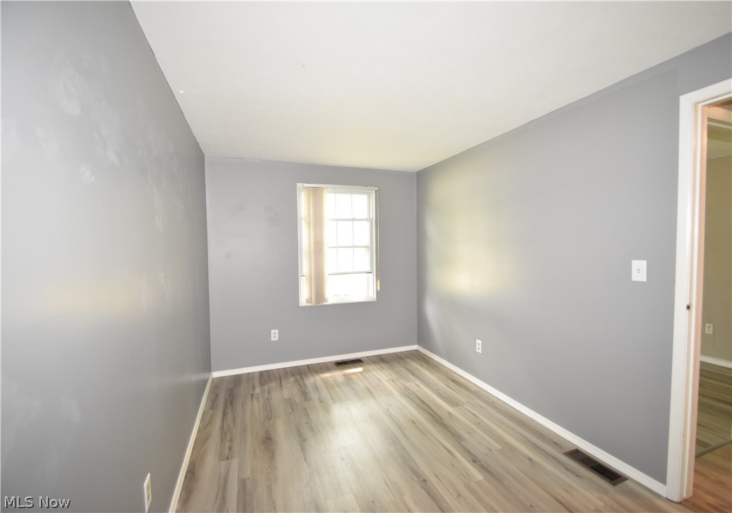 143 Camrose Drive Niles OH 44446