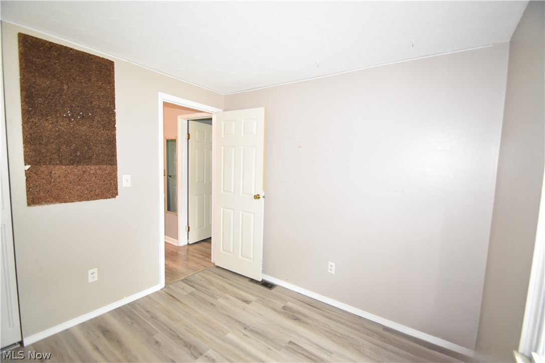 143 Camrose Drive Niles OH 44446