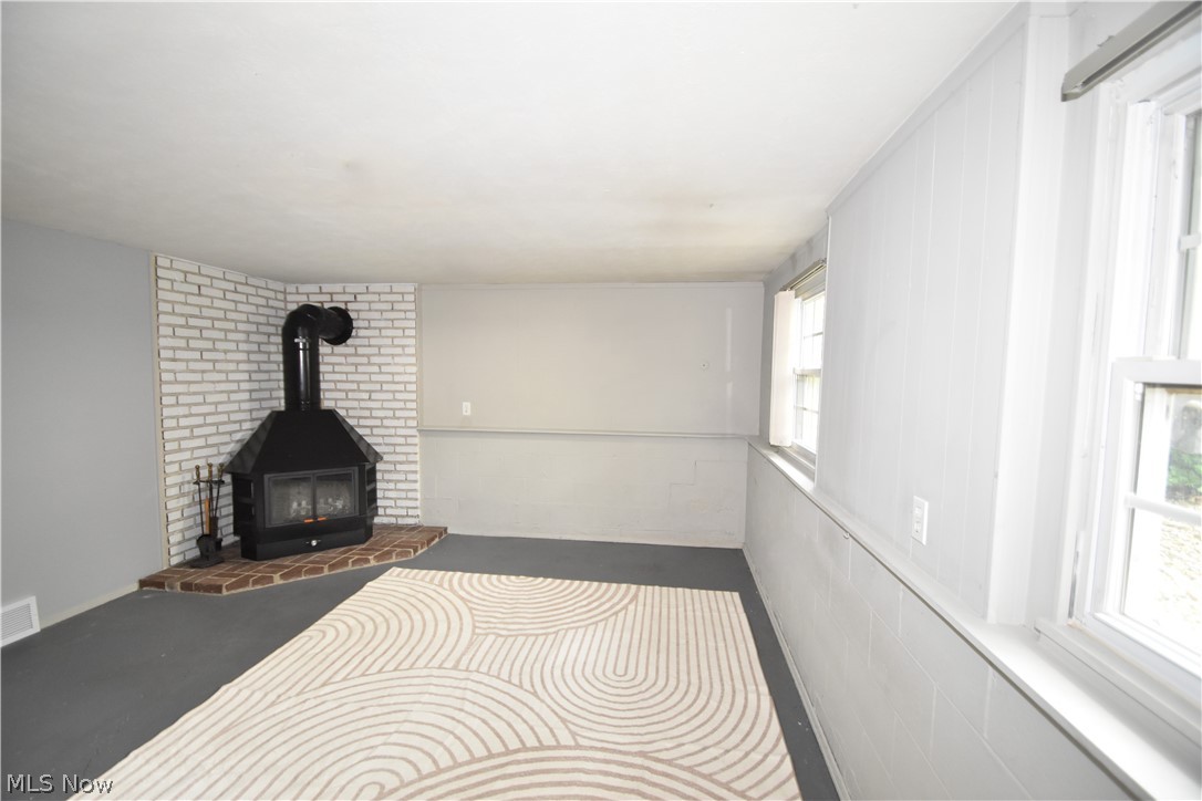 143 Camrose Drive Niles OH 44446