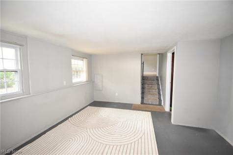 143 Camrose Drive Niles OH 44446