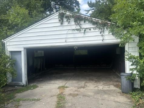 538 W Earle Avenue Youngstown OH 44511