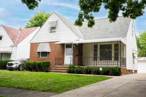 21101 Crystal Avenue Euclid OH 44123