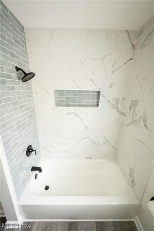 21101 Crystal Avenue Euclid OH 44123