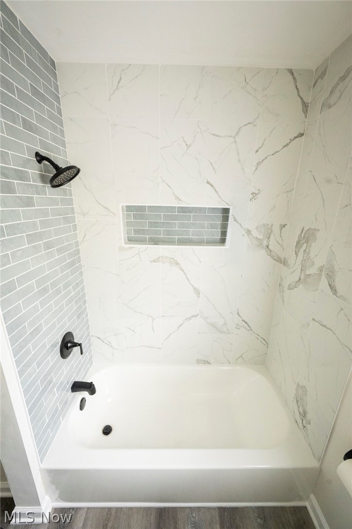 21101 Crystal Avenue Euclid OH 44123