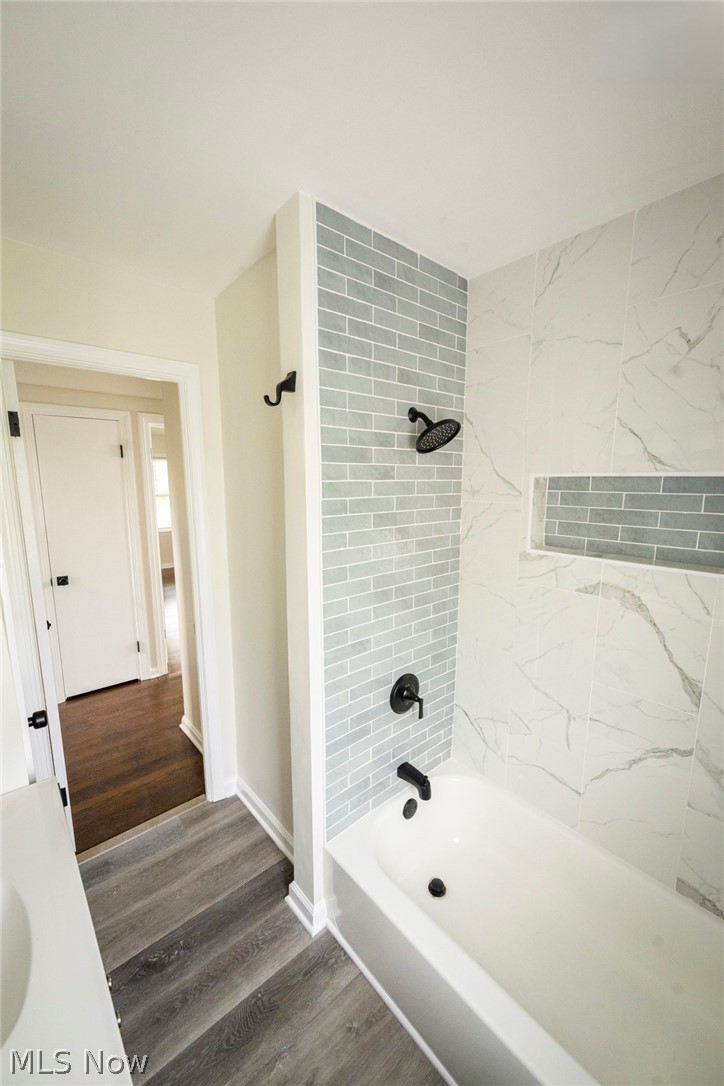 21101 Crystal Avenue Euclid OH 44123
