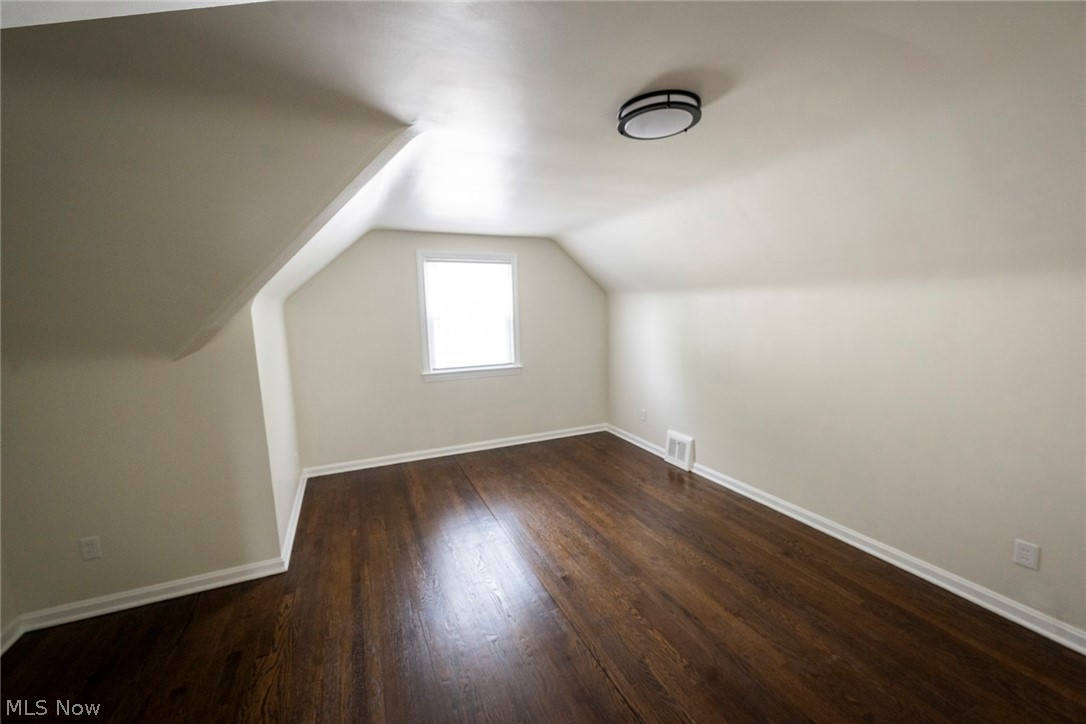 21101 Crystal Avenue Euclid OH 44123