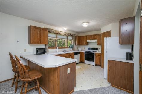 1424 Timbertop Drive Tallmadge OH 44278