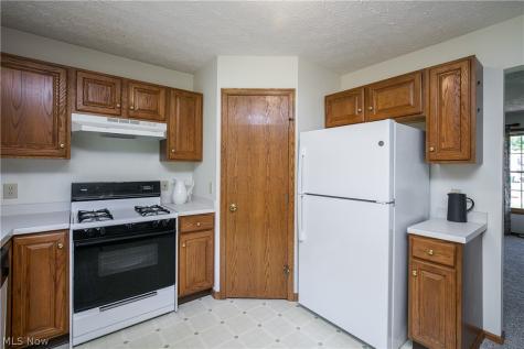 1424 Timbertop Drive Tallmadge OH 44278