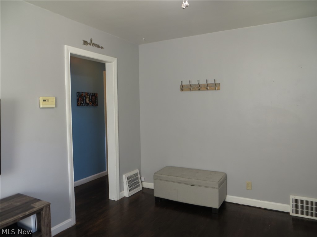 4347 Redding Road Cleveland OH 44109