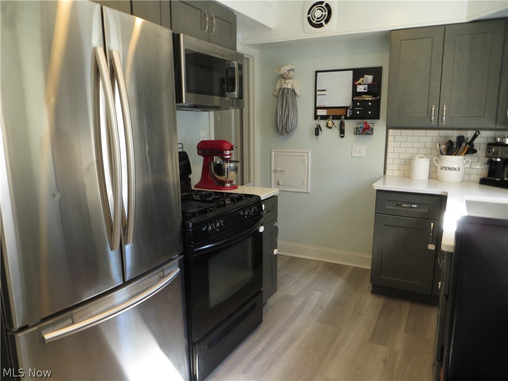 4347 Redding Road Cleveland OH 44109