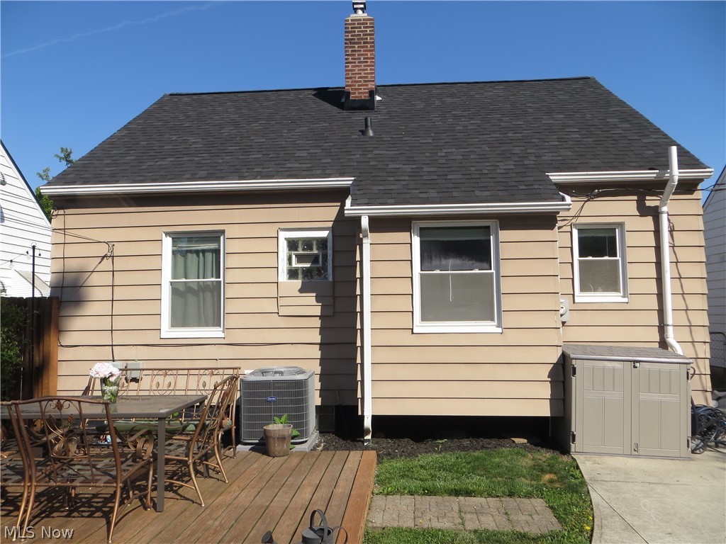 4347 Redding Road Cleveland OH 44109