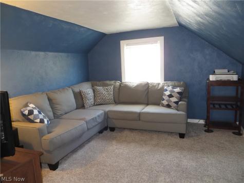 4347 Redding Road Cleveland OH 44109