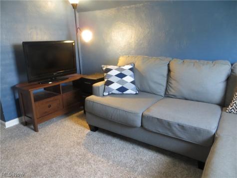 4347 Redding Road Cleveland OH 44109
