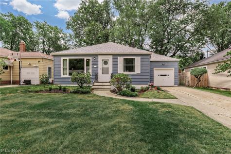 4932 S Sedgewick Road Lyndhurst OH 44124