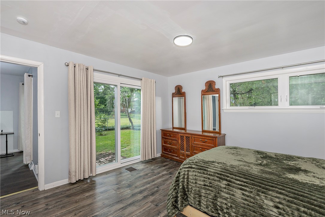 4932 S Sedgewick Road Lyndhurst OH 44124