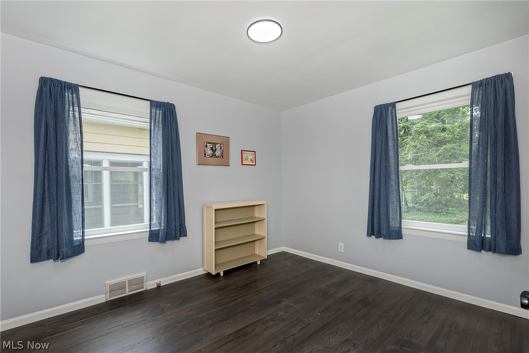 4932 S Sedgewick Road Lyndhurst OH 44124