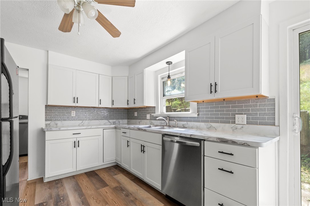 74 E Durbin Street Bellville OH 44813
