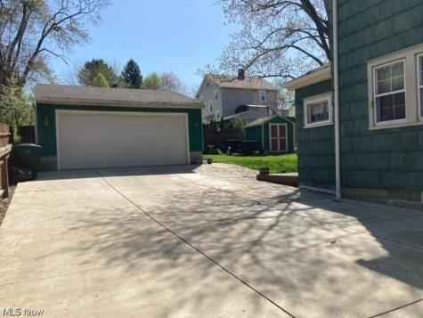 125 N Bentley Avenue Niles OH 44446