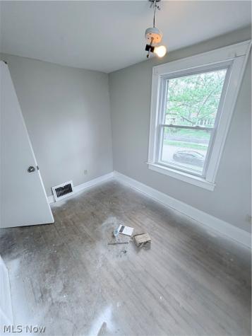 1174 Mercer Avenue Akron OH 44307