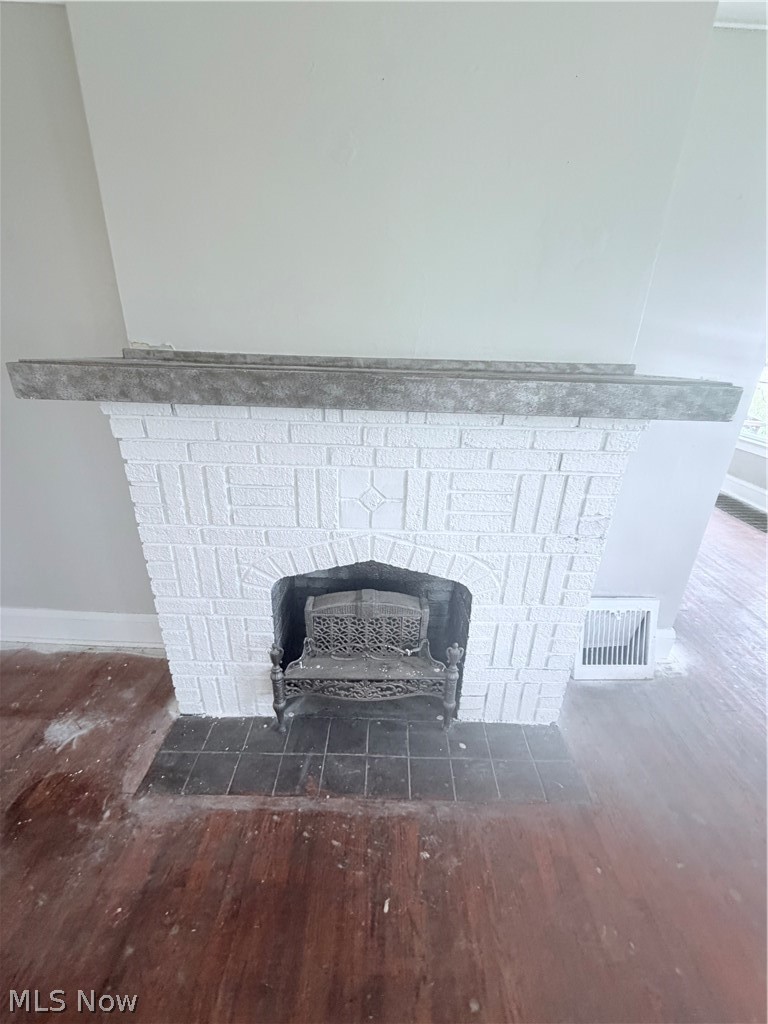 1174 Mercer Avenue Akron OH 44307