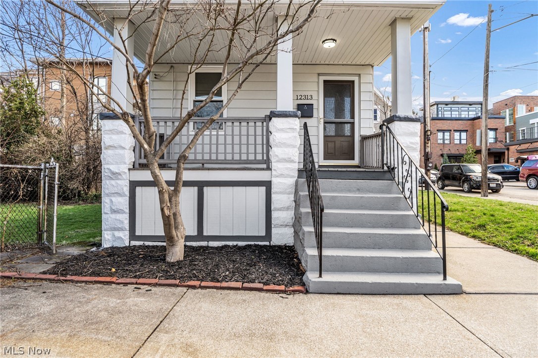 12313 Alexander Road Cleveland OH 44106