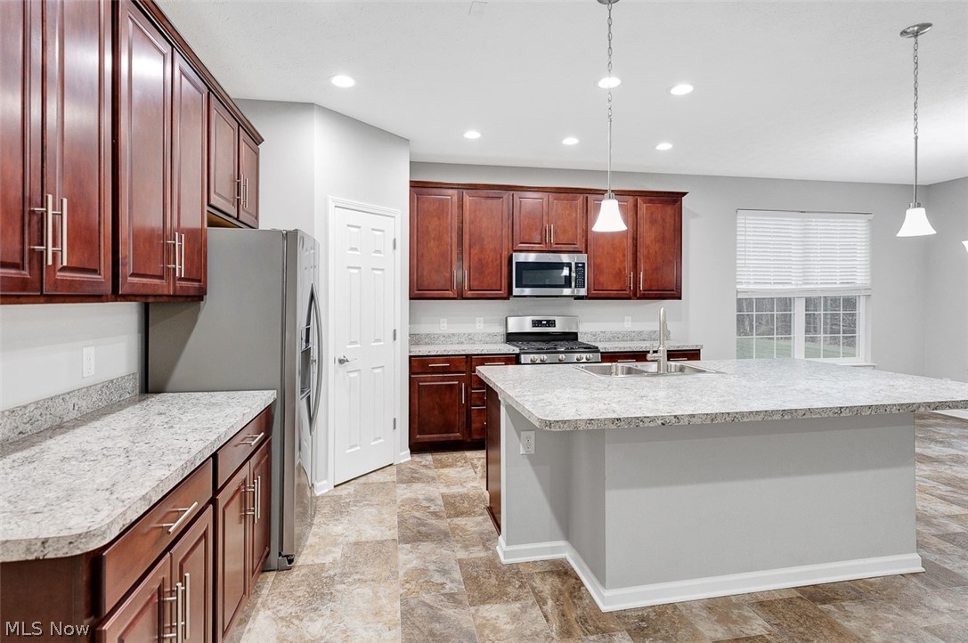 6584 Amber Way North Ridgeville OH 44039