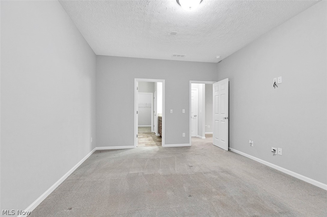6584 Amber Way North Ridgeville OH 44039
