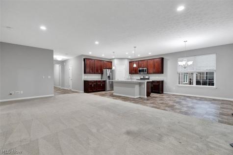 6584 Amber Way North Ridgeville OH 44039