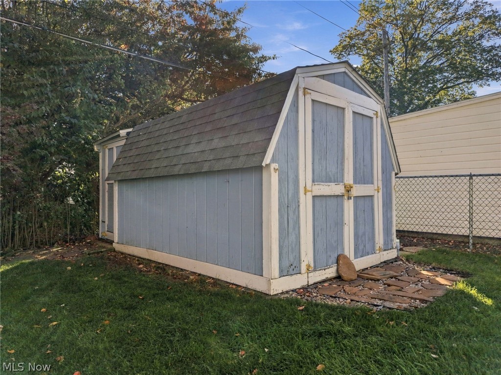 127 Beachdale Drive Avon Lake OH 44012
