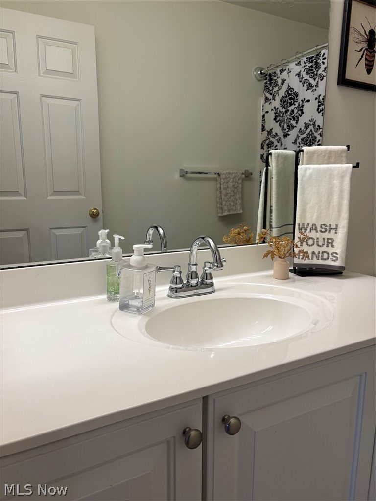 38657 Fairwood Circle Avon OH 44011