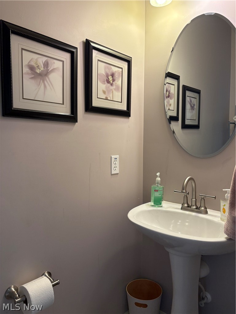 38657 Fairwood Circle Avon OH 44011