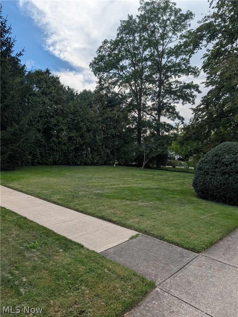 793 Park Avenue Amherst OH 44001