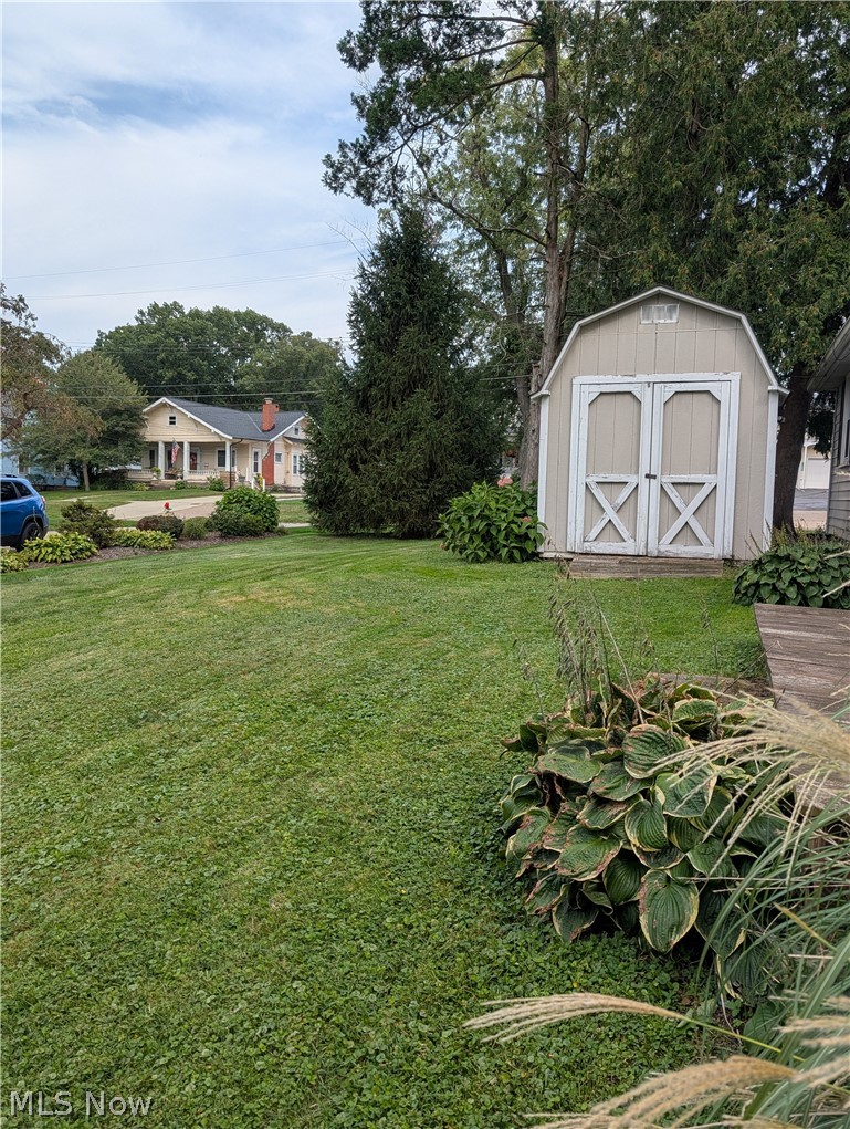 793 Park Avenue Amherst OH 44001