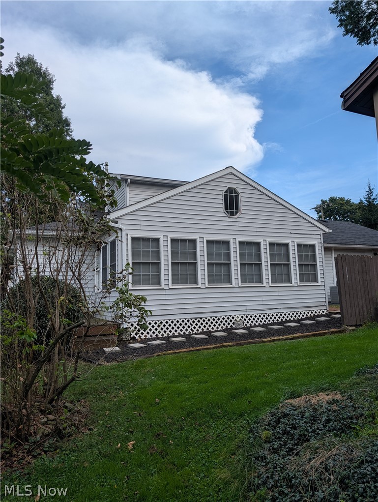 793 Park Avenue Amherst OH 44001